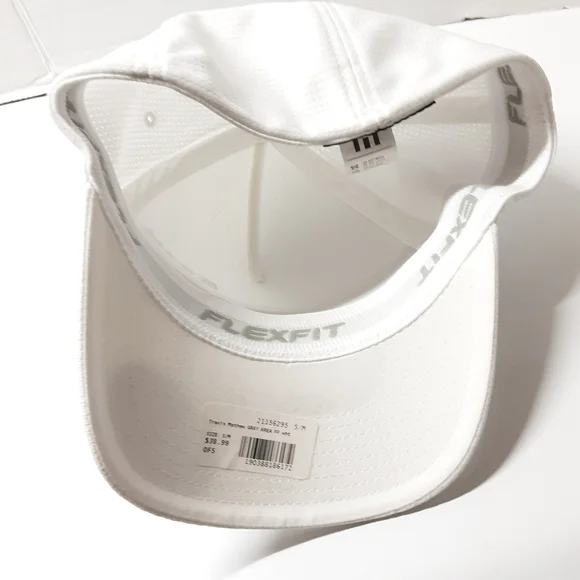 TRAVIS MATHEW GRAY AREA FITTED GOLF HAT NEW - Picture 5 of 5